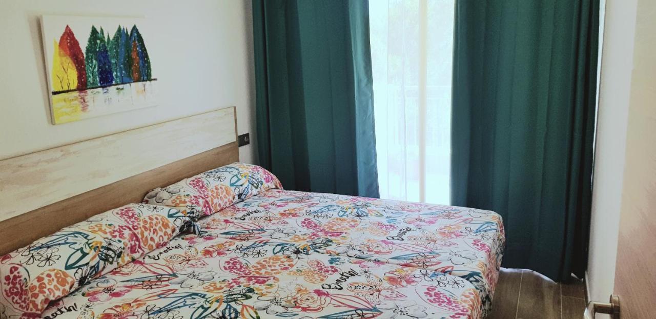 Apartamentos Cataluna92 Salou Bagian luar foto